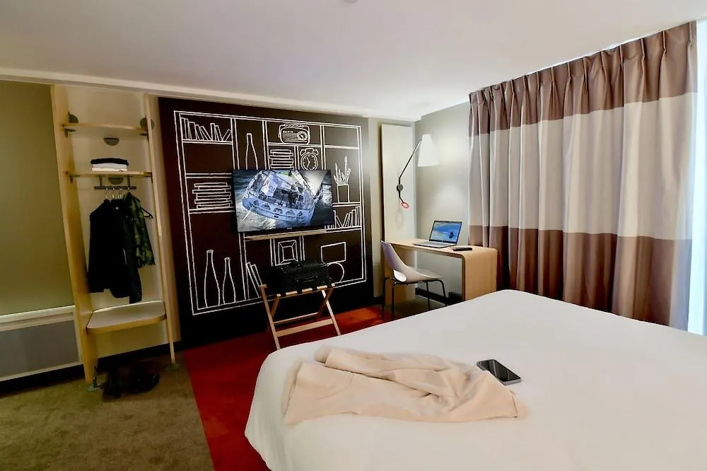 ***  Ibis Brest Kergaradec Hotel France