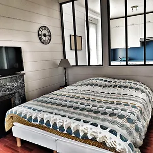 Studio Lumineux Avec Boîtes à Clés Appartement